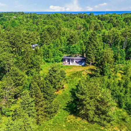 Nyaraló Claudine - 300m From The Sea By Interhome *