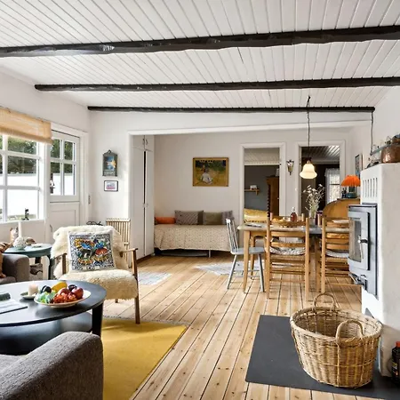 Claudine - 300m From The Sea By Interhome Casa vacanze