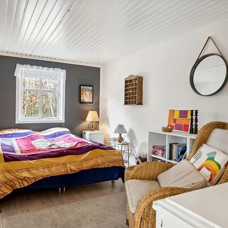 Claudine - 300m From The Sea By Interhome Nyaraló *